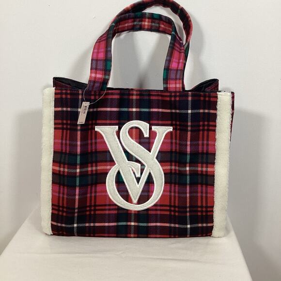 Victoria Secret Tote Bag Red Plaid Large Quilted NWT Shoulder Bag Purse - Picture 6 of 6